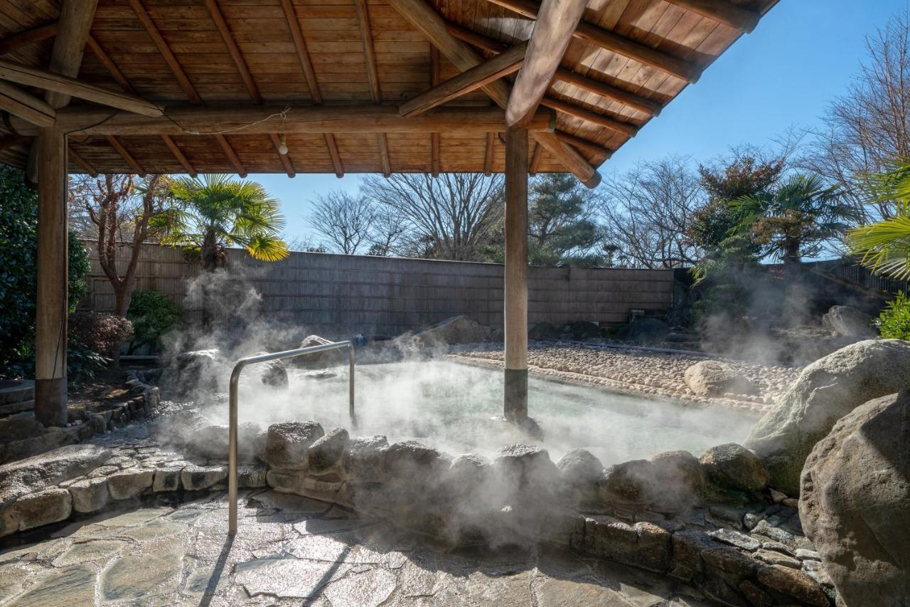 Kitsuregawa Country Club & Bihada Onsen Hotel Kitsuregawa Sakuyama Exterior photo
